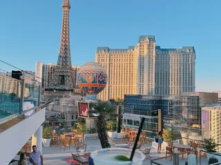 Dine in Movies at Boulevard Pool