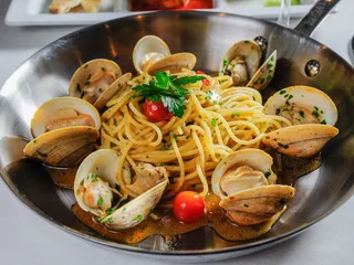 ReelHouse Oyster Bar