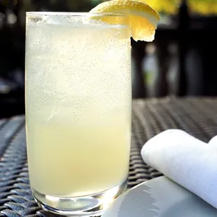 Mandorla Limonata: Mandorla grappa, limoncello liqueur, fresh lemon, prosecco ($14).