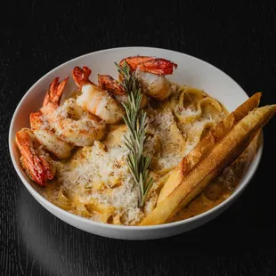 Blu Shirmp Ajillo with a little hint of chili flakes taht add a unforgettable flavor