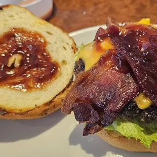 Bacon cheeseburger