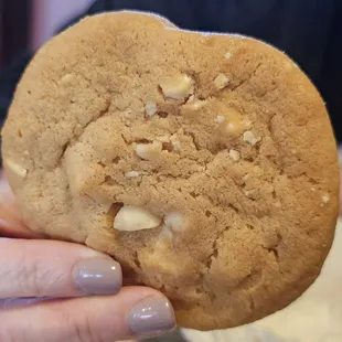 White Chocolate Macadamia Nut