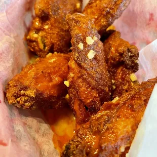 Hot Garlic Wings
