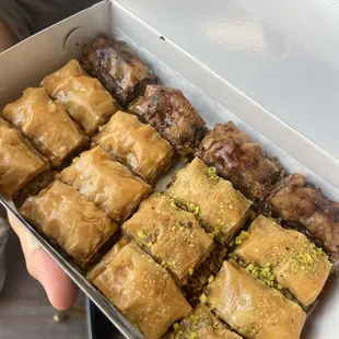 16 piece mixed baklava