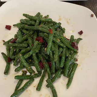 V14. Sauteed Green Beans with Garlic