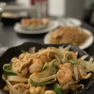 Red Curry Shrimp and Grits