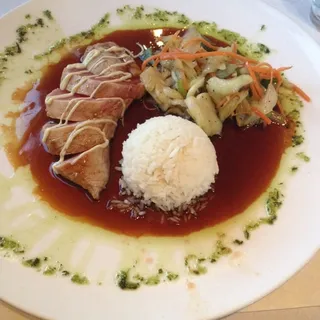 Seared Ahi Tuna Salad