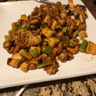 Cashew chicken