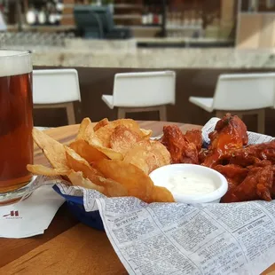 Wings and Beer Combo