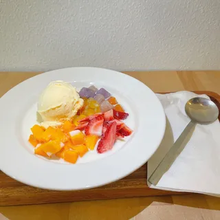 Fruity Taro Ball with Milk Shaved Ice