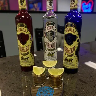 oysters and mussels, drink