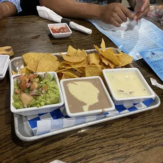 Trio Dip  / chips not included
