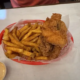 F5. Chicken Tender Basket