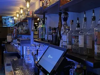 Little Bar