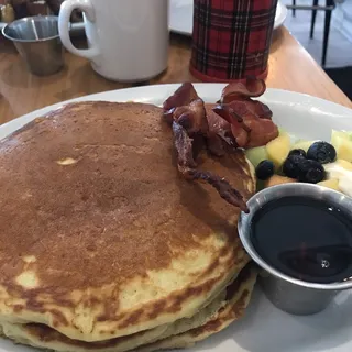 Lemon Buttermilk Pancakes