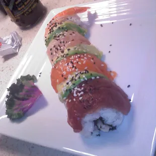 Dry-looking Rainbow roll.