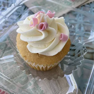 Gluten free strawberry cupcake