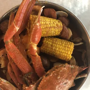 Combo C: crab, shrimp, clams, sausage and corn
