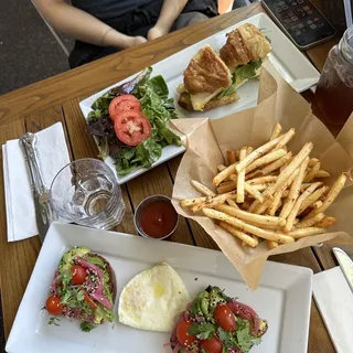 Croissant Bacon and Egg Sandwich