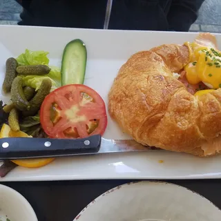 3 Eggs & Smoked Bacon