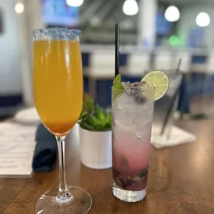 Peach Bellini &amp; Blueberry Mojito