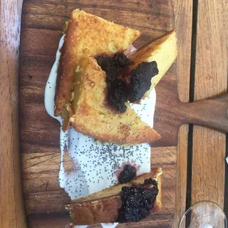 Avocado Toast* (Earth N Eats, PA)