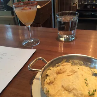 White Corn Cheese Grits