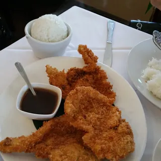 Blue Elephant Crispy Garlic Chicken Lunch