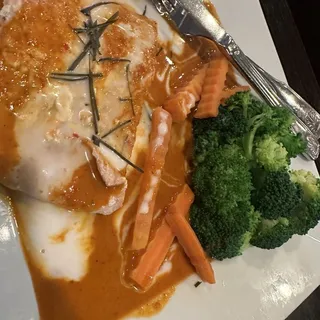 Chu-chee Salmon Lunch