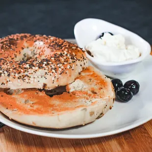 Bagel with cream cheese