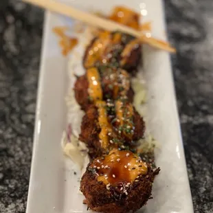 Must try, crab cake!!