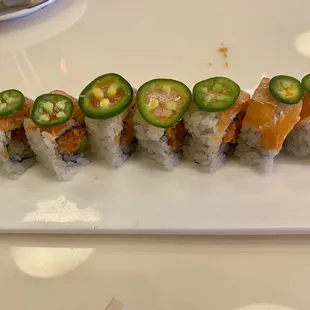 Seared Salmon Tar Tar Roll