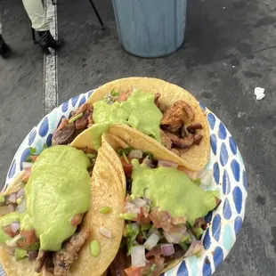 a plate of tacos