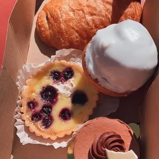 Blueberry Tart, Cinnamon Roll, Chocolate Croissant &amp; Chocolate Mousse