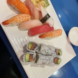 SD 2  Sit at the bar.