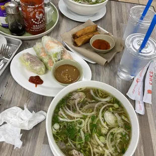 ramen and noodles, food