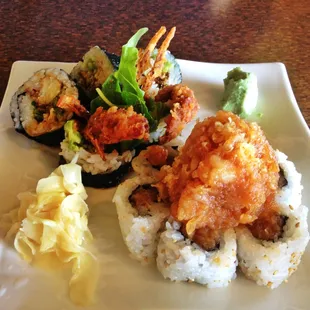 Spider Roll (L), Volcano Roll (R) - Delish!!