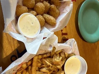 Boat Works Bar & Grill