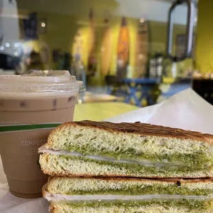 Turkey Pesto Sandwich