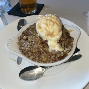 Apple crumble