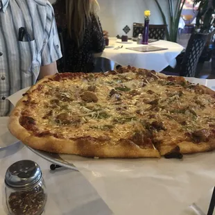 The Valle pizza with chicharones and green chili