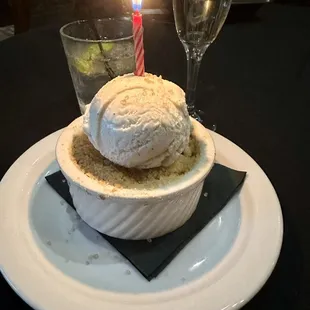 Apple crumble dessert