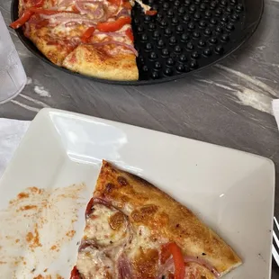 Roasted red pepper, roasted red onion pizza