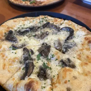 Funghi Pizza