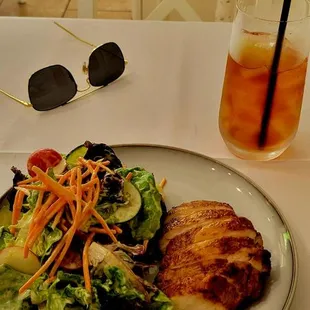 Bistro Salad with Iced Tea