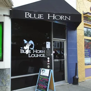 Blue Horn Lounge