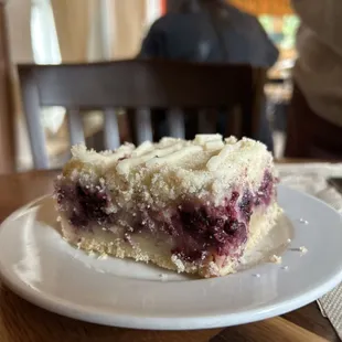 Blackberry lemon bar