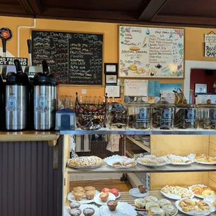 Lots of hot and cold drink options