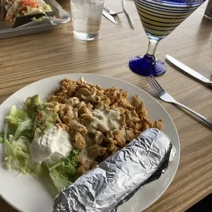 Arrow con pollo and pineapple margarita