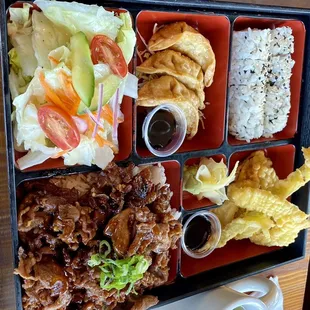 Special Bento w/bbq Spicy Pork Bulgogi...it was ok